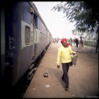 Salesman infront of the train to Varanasi, India